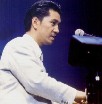 Beauty Tour : Photo by Sho Kikuchi