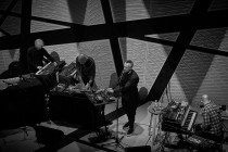 브루클린에서 새로 생긴 라이브 스페이스 ‘내셔널 소다스트’ 콘서트. 포토: © Adrien Potier 2018