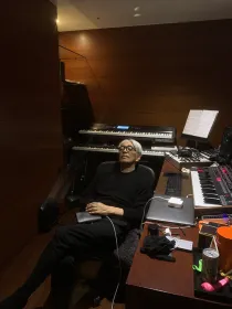 https://shop.mu-mo.net/st/special/ryuichisakamoto_12/
