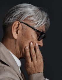 https://kinfolk.com/ryuichi-sakamoto/